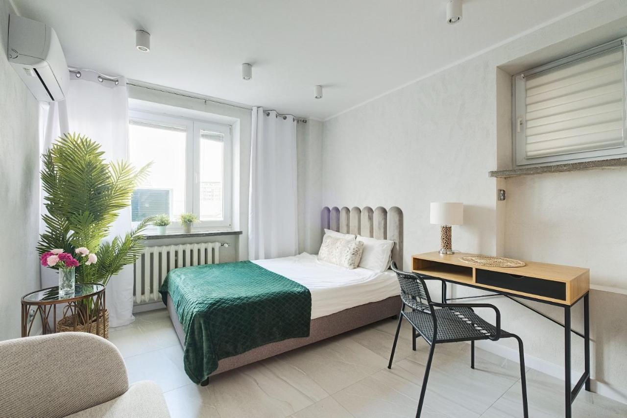 Plater Residence Apartments Warsaw Exterior photo